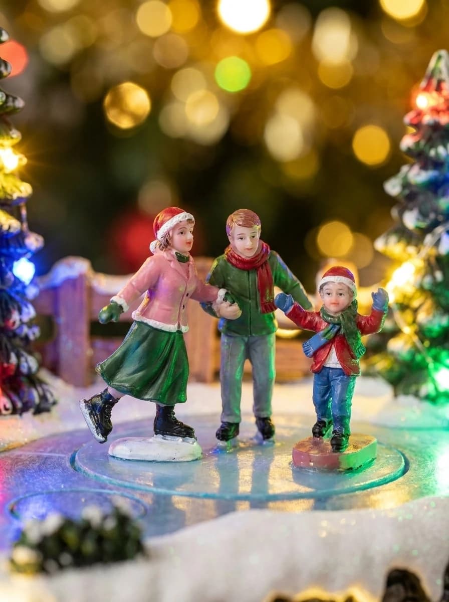 Animated LED Christmas Village Scene thumbnail 2