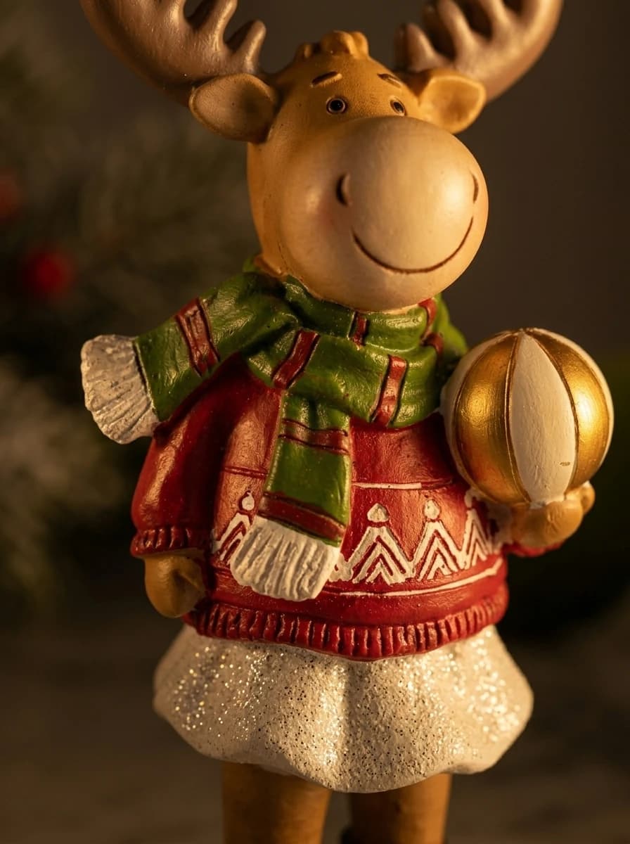 Nordic Jumper Moose Figurine thumbnail 3